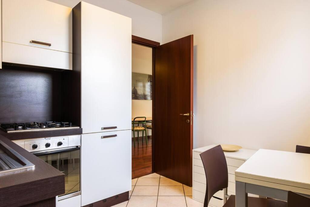 Magistretti Flexyrent Apartment Mediolan Zewnętrze zdjęcie